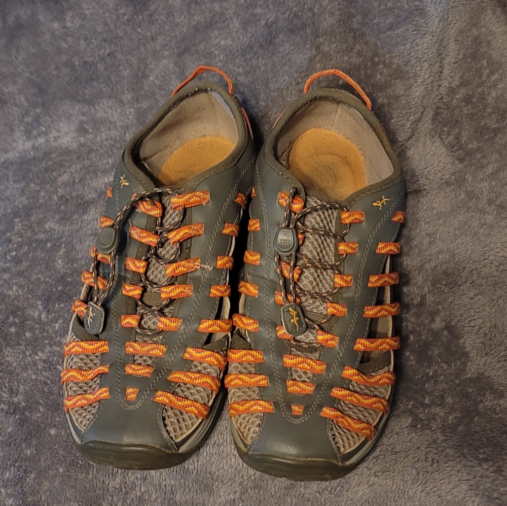 Chaco Outcross Evo Water Hiking Sandal Pre Owned - Picture 3 of 7